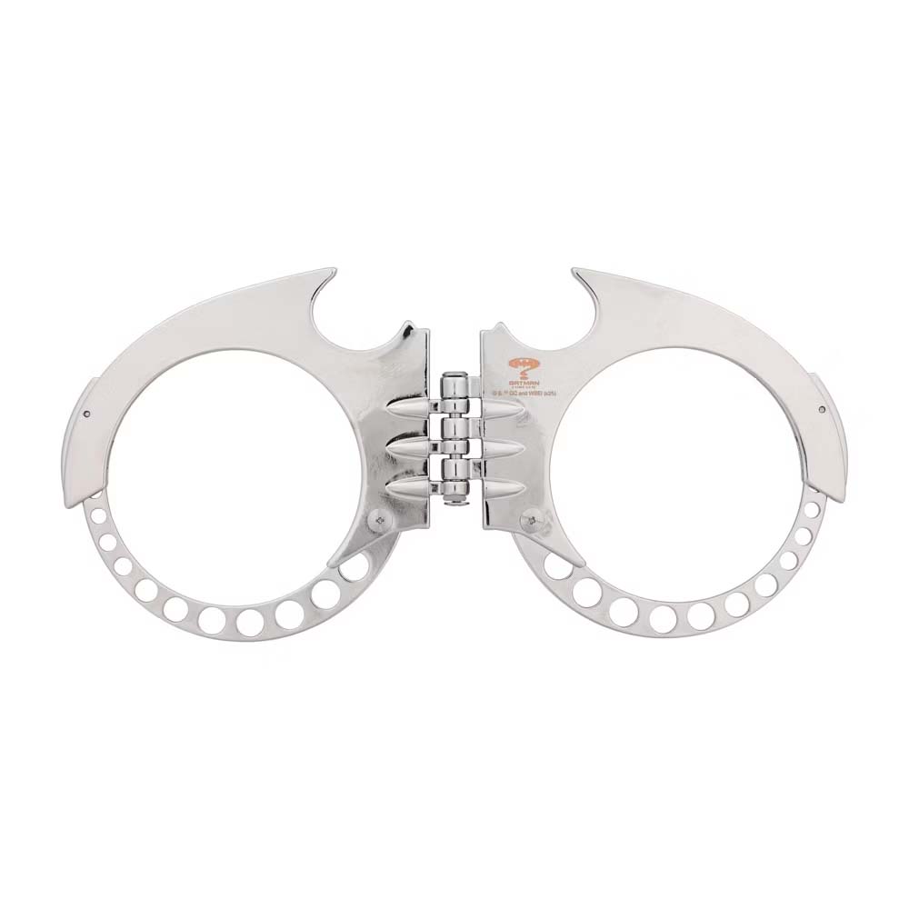 DC Comics - Batman - Batman Forever Bat Cuff Replica Bracelet - Packshot 2
