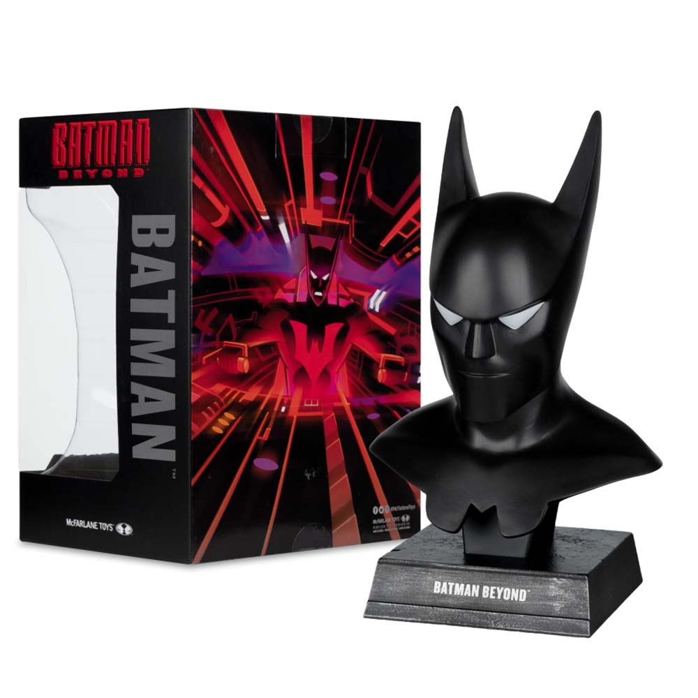 DC Comics – Batman – Batman (Batman Beyond) 1:3 Scale Cowl Replica - Packshot 5