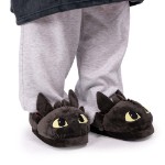 How to Train Your Dragon - Toothless Slippers - Packshot 4