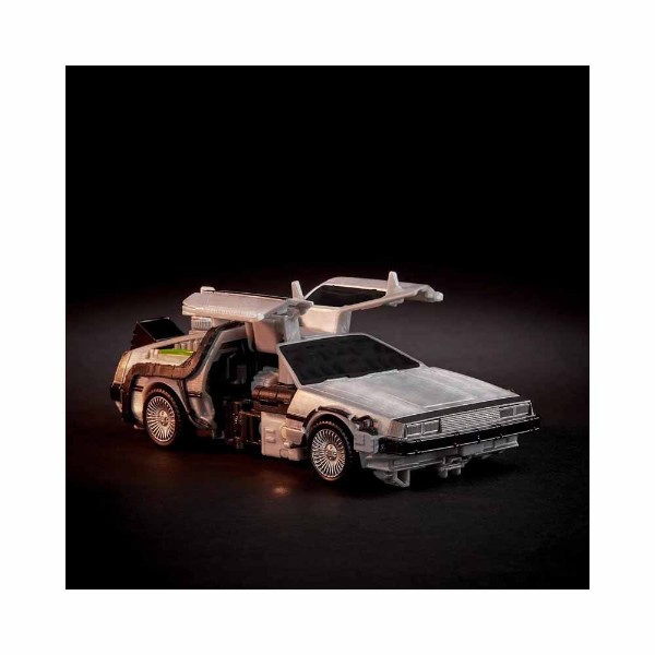 Transformers x Back to the Future - DeLorean Gigawatt Collaborative Mash-Up Action Figure - Packshot 3