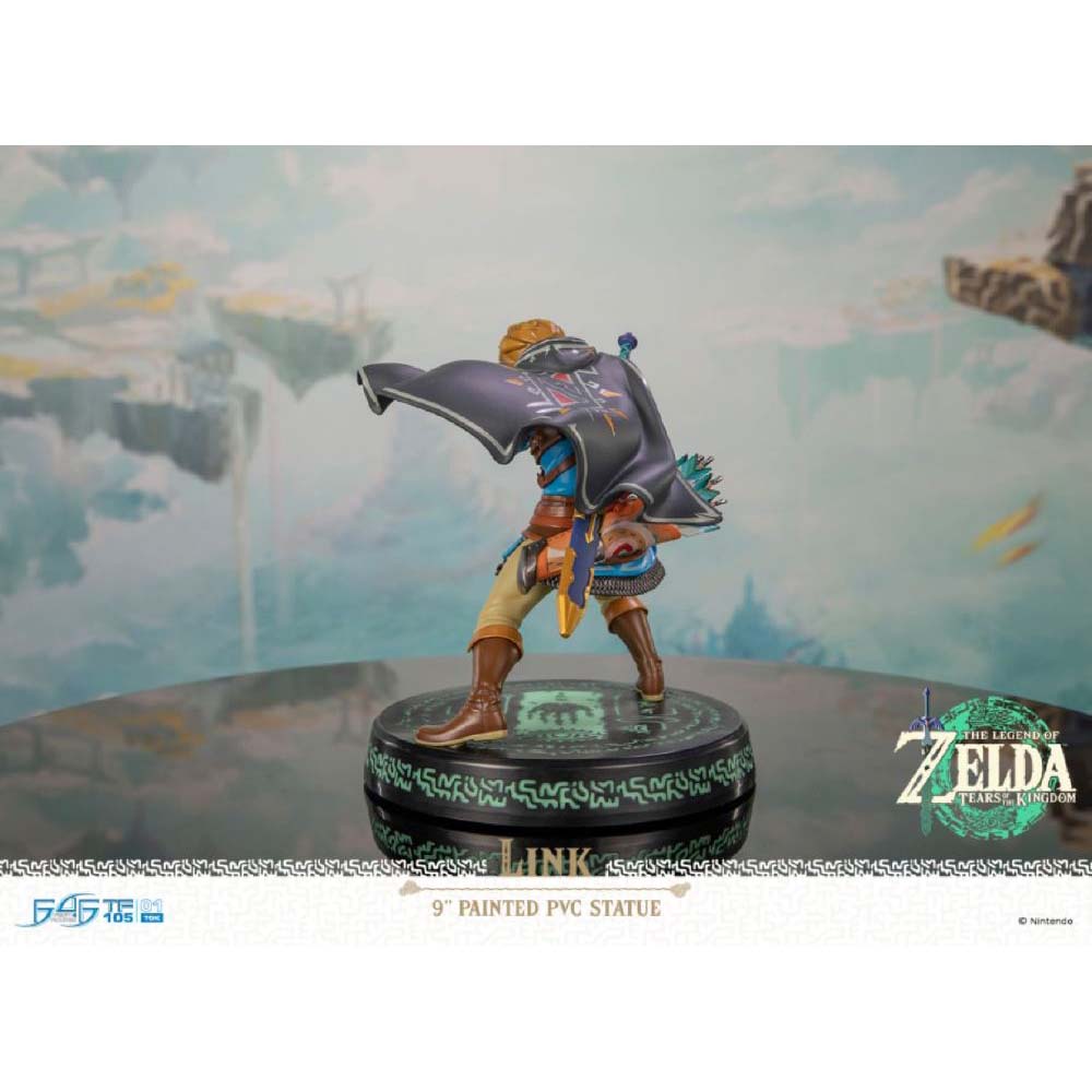Nintendo - The Legend of Zelda: Tears of the Kingdom - Link PVC Statue - Packshot 4