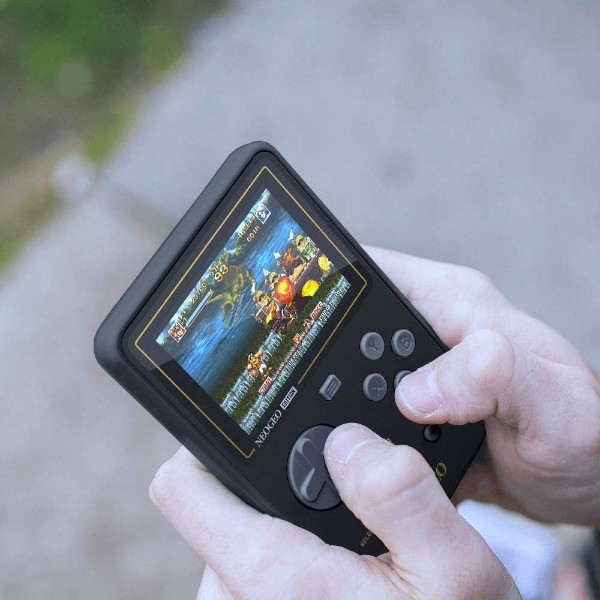 HyperMegaTech! Evercade Super Pocket Console - NEOGEO Edition - Packshot 5