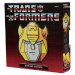 Transformers - Bumblebee Medallion Replica - Packshot 3