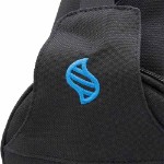 Pokemon - Mega Charizard X Sling Bag - Packshot 3