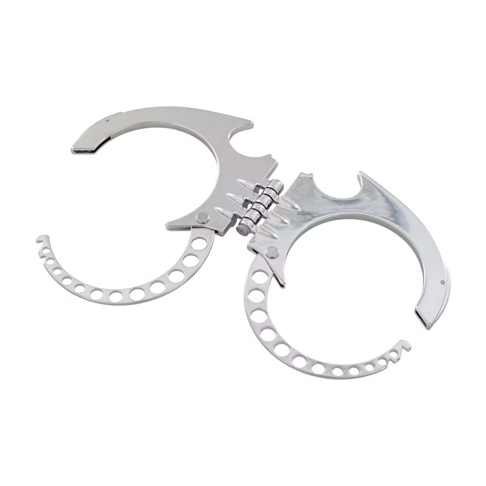 DC Comics - Batman - Batman Forever Bat Cuff Replica Bracelet - Packshot 3