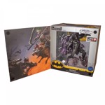Batman - Dark Nights: Metal - Batman DC Gallery 9" PVC Diorama Statue - Packshot 4