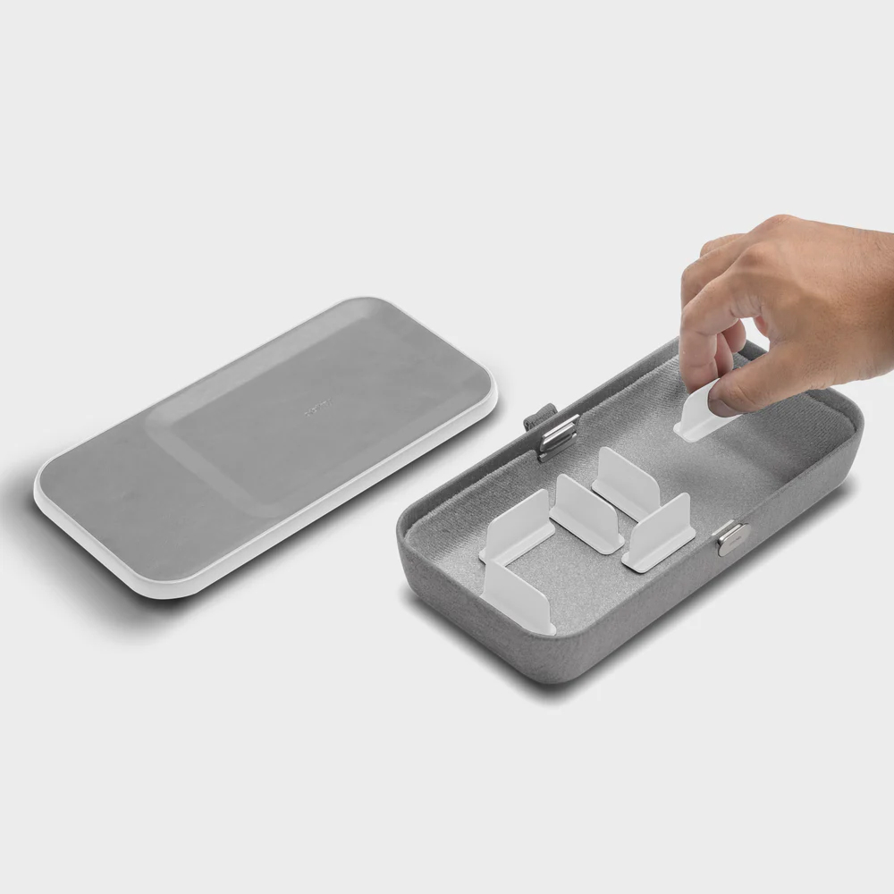 Star Wars - Orbitkey Nest v2 Charger Case - Grey - Packshot 2