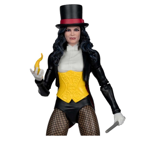 DC Comics - DC Multiverse Zatanna with Detective Chimp (DC Classic) #53 Collector Edition 7" Action Figure - Packshot 4