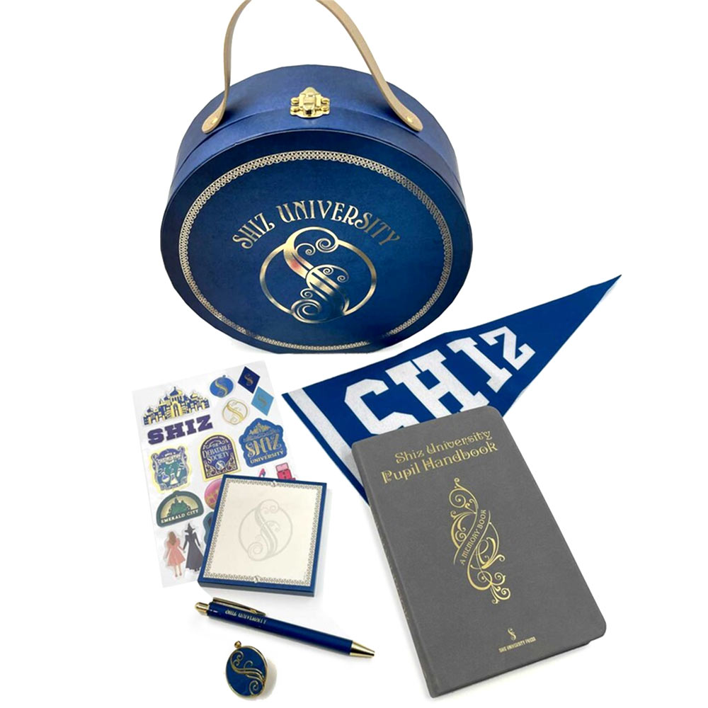 Wicked - Shiz University Deluxe Gift Set - Packshot 1