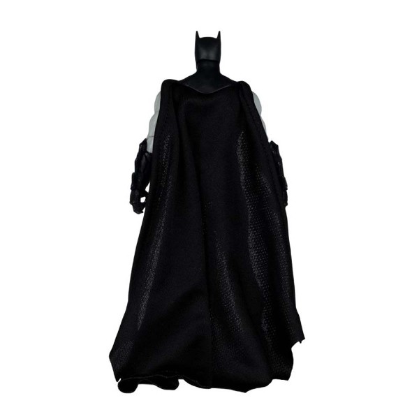 DC Multiverse - Batman - Batman (The New 52) 7" Action Figure - Packshot 3
