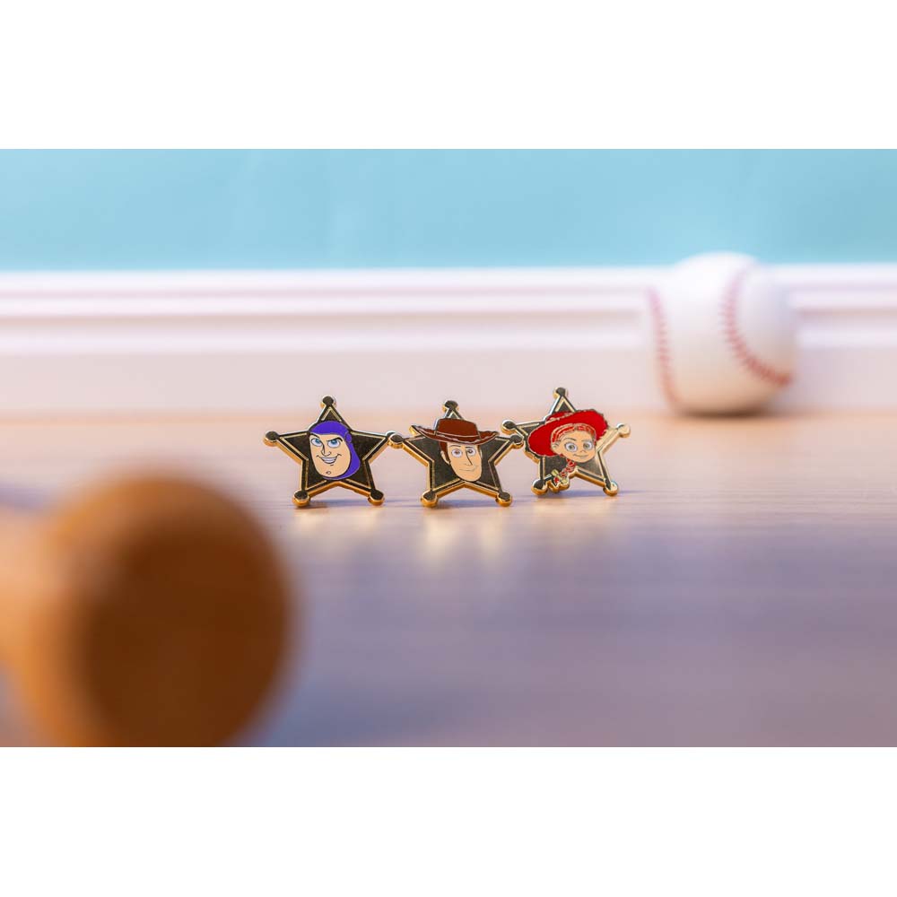 Pixar - Toy Story - Woody, Buzz and Jessie 3-Pack Pins - Packshot 2