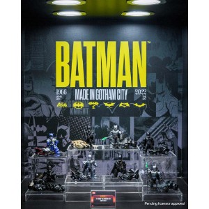 DC Comics - Batman Defender Blokee Model Kit Blind Box (Single Box)