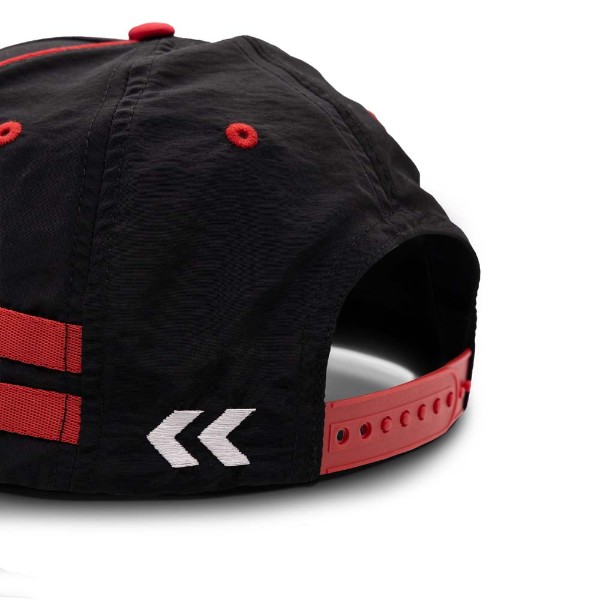 Nintendo - Mario Kart Signs Curved Brim Cap - Packshot 3