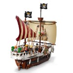 One Piece - LEGO The Going Merry Pirate Ship 75639 - Packshot 3