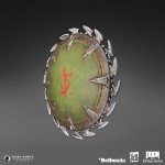 Doom: The Dark Ages - Slayer Shield Saw 10" Replica - Packshot 4
