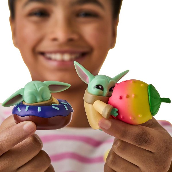 Star Wars - Grogu Snack Attack Mystery Figure Blind Box (Single Box) - Packshot 4