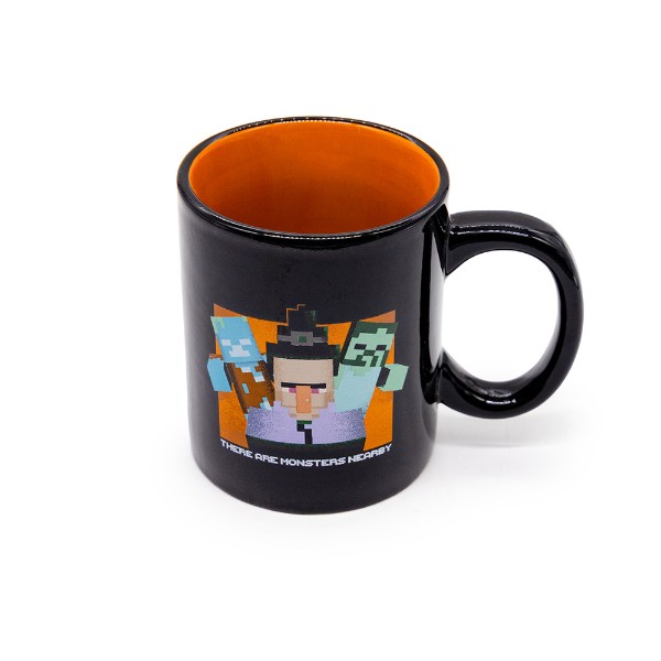 Minecraft - Monsters Nearby Mug - Packshot 2