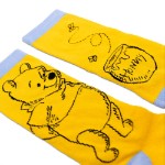 Disney - Winnie the Pooh & Hunny Pot Sketch Crew Socks - Packshot 2