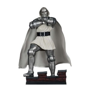 Marvel - Doctor Doom (Future Foundation) Gold Label 1/6th Scale Figure with Comic Book