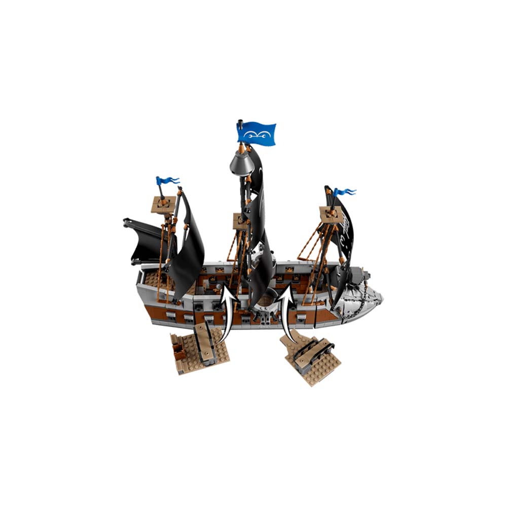 Netflix - One Piece - LEGO Garp's Marine Battleship #75646 - Packshot 5
