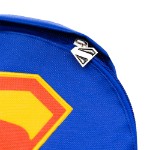 DC Comics - Superman 2025 - Classic Superman Shield Backpack - Packshot 3
