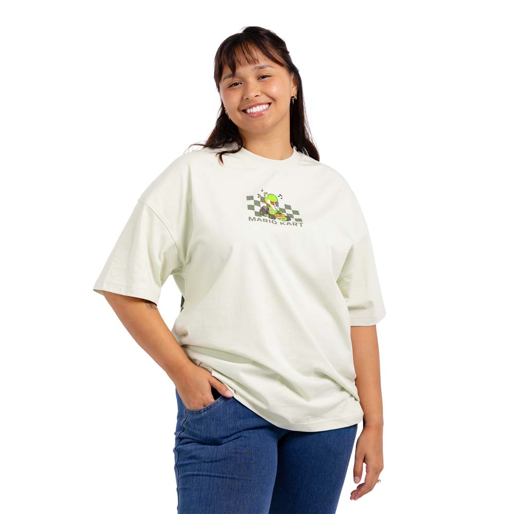 Nintendo - Mario Kart Yoshi Racing Oversized T-Shirt - Packshot 3