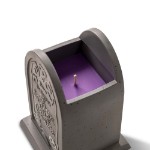 Disney - The Nightmare Before Christmas - Gravestone Moulded Candle - Packshot 3