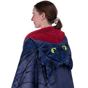 How to Train Your Dragon - Toothless Wearable Blanket
