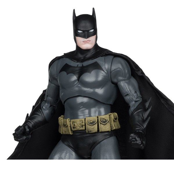 DC Comics - DC Multiverse Batman (Year One: Part 4) 7" Action Figure - Packshot 4