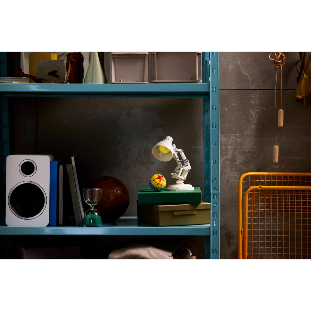 Disney - LEGO Ideas Pixar Luxo Jr. 21357 - Screenshot 4