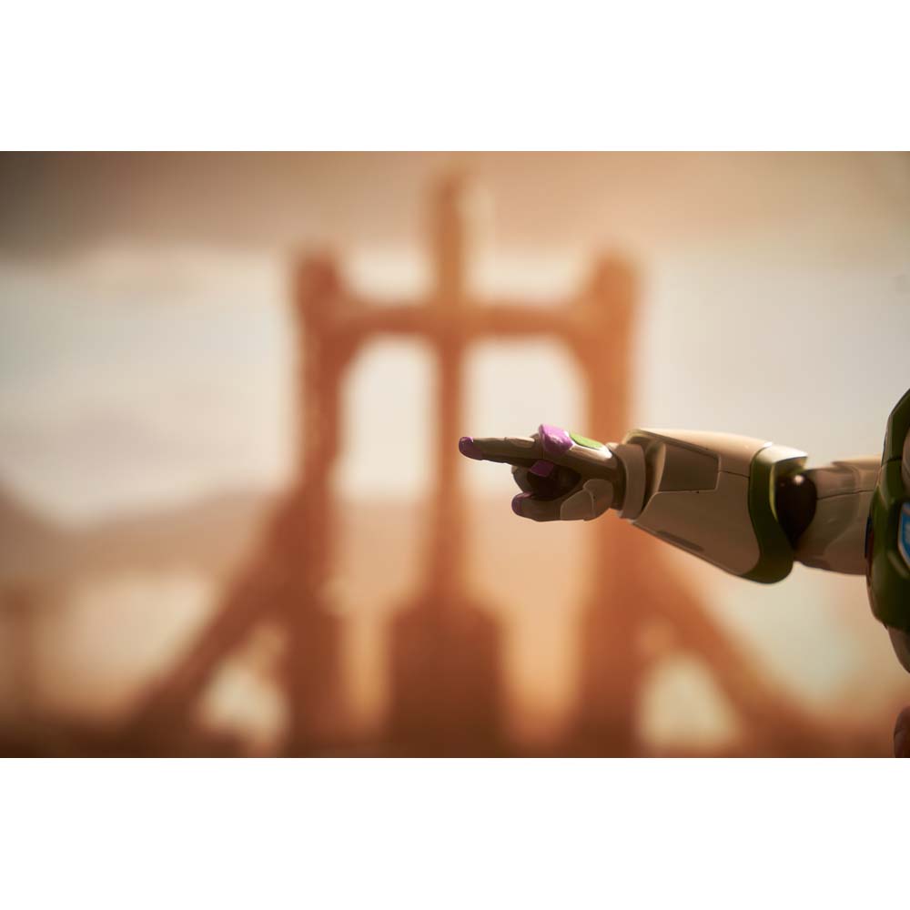 Disney - Lightyear - Robosen Infinity Pack Buzz Lightyear Limited Edition Figure - Screenshot 4