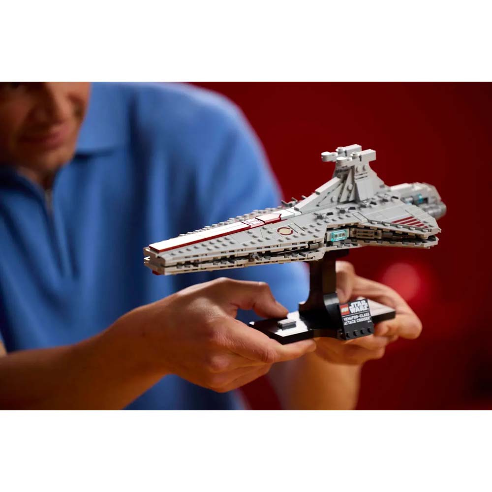 Star Wars - LEGO Venator-Class Attack Cruiser™ #75441 - Screenshot 4