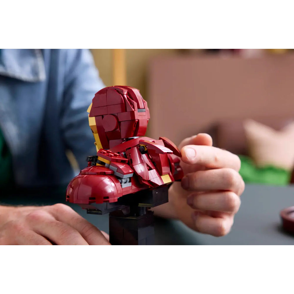 Marvel - LEGO Iron Man MK4 Bust 76327 - Screenshot 3