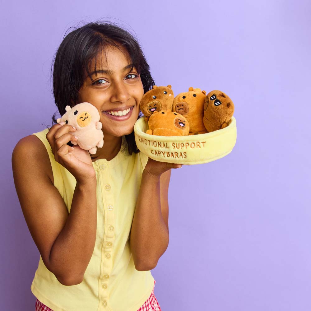 Emotional Support Capybaras Plush Set - Screenshot 5