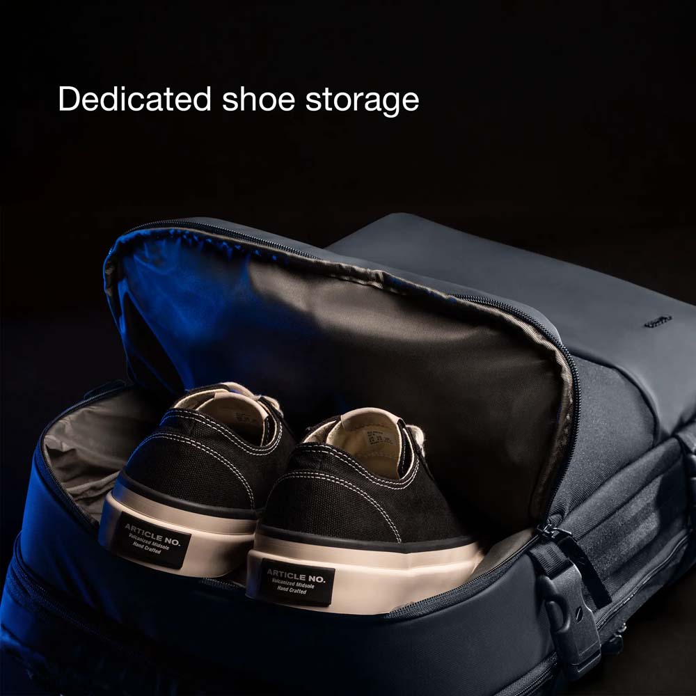 Incase - ARC Travel Pack - Navy - Screenshot 4