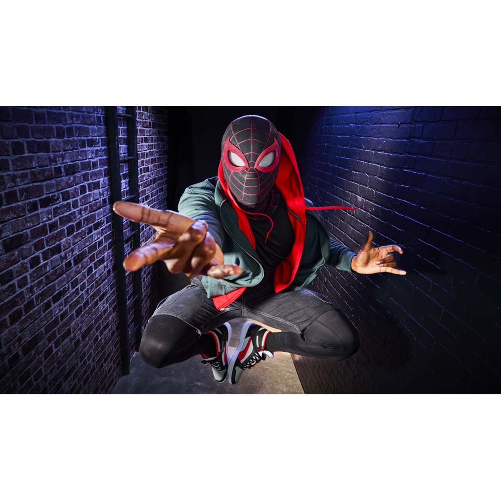 Marvel - Spider-Man - Marvel Legends Series Spider-Man: Miles Morales Electronic Expressive Mask - Screenshot 5