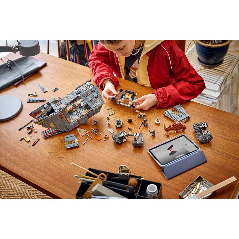 Star Wars - LEGO Offworld Sandcrawler™ and Mudhorn #75453 - Screenshot 5
