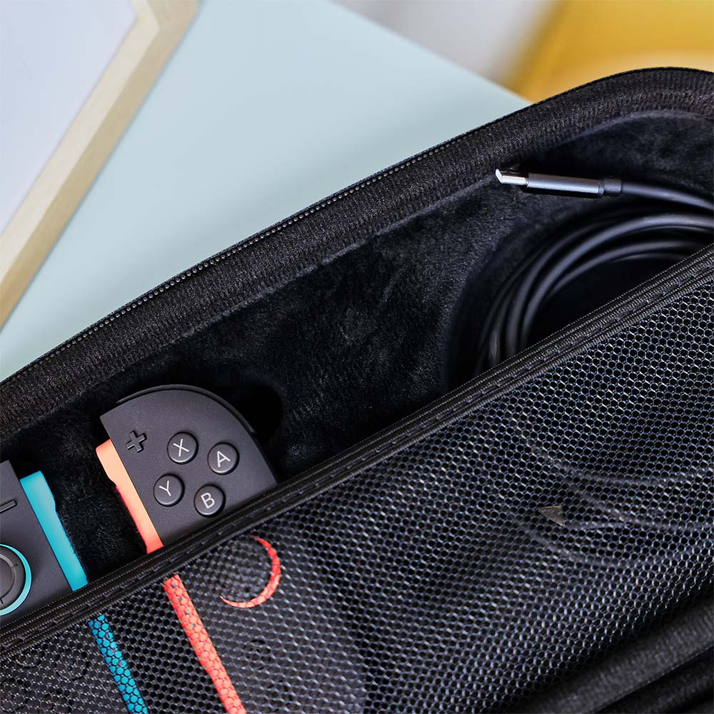 4Gamers Premium Travel Kit for Nintendo Switch 2 - Screenshot 8