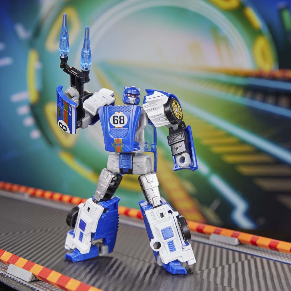Transformers x Hot Wheels - El Segundo Coupe Action Figure - Screenshot 3