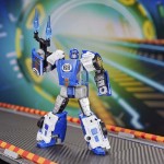 Transformers x Hot Wheels - El Segundo Coupe Action Figure - Screenshot 3