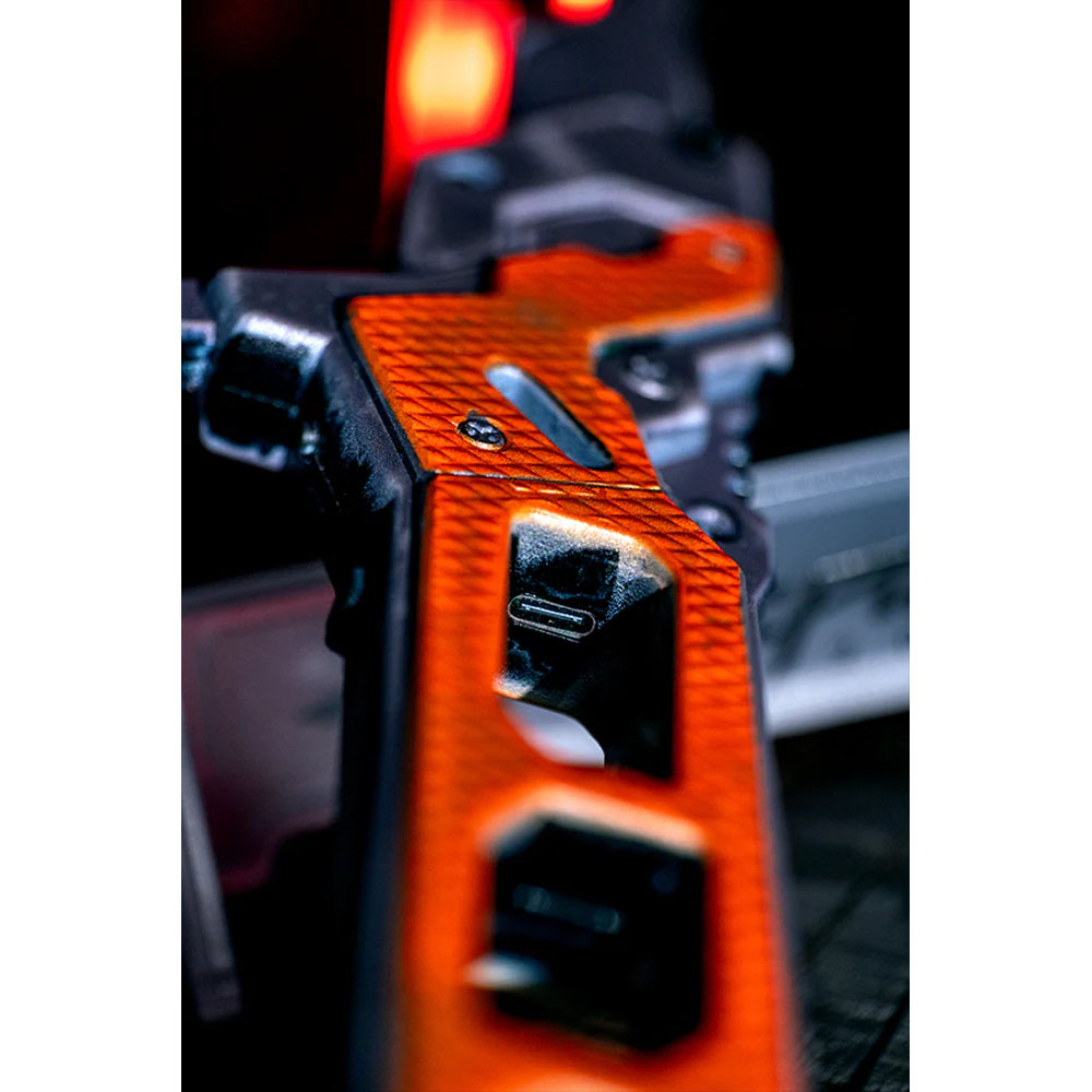 Cyberpunk 2077 - Arasaka Thermal Katana Light Up Replica Sword - Screenshot 1